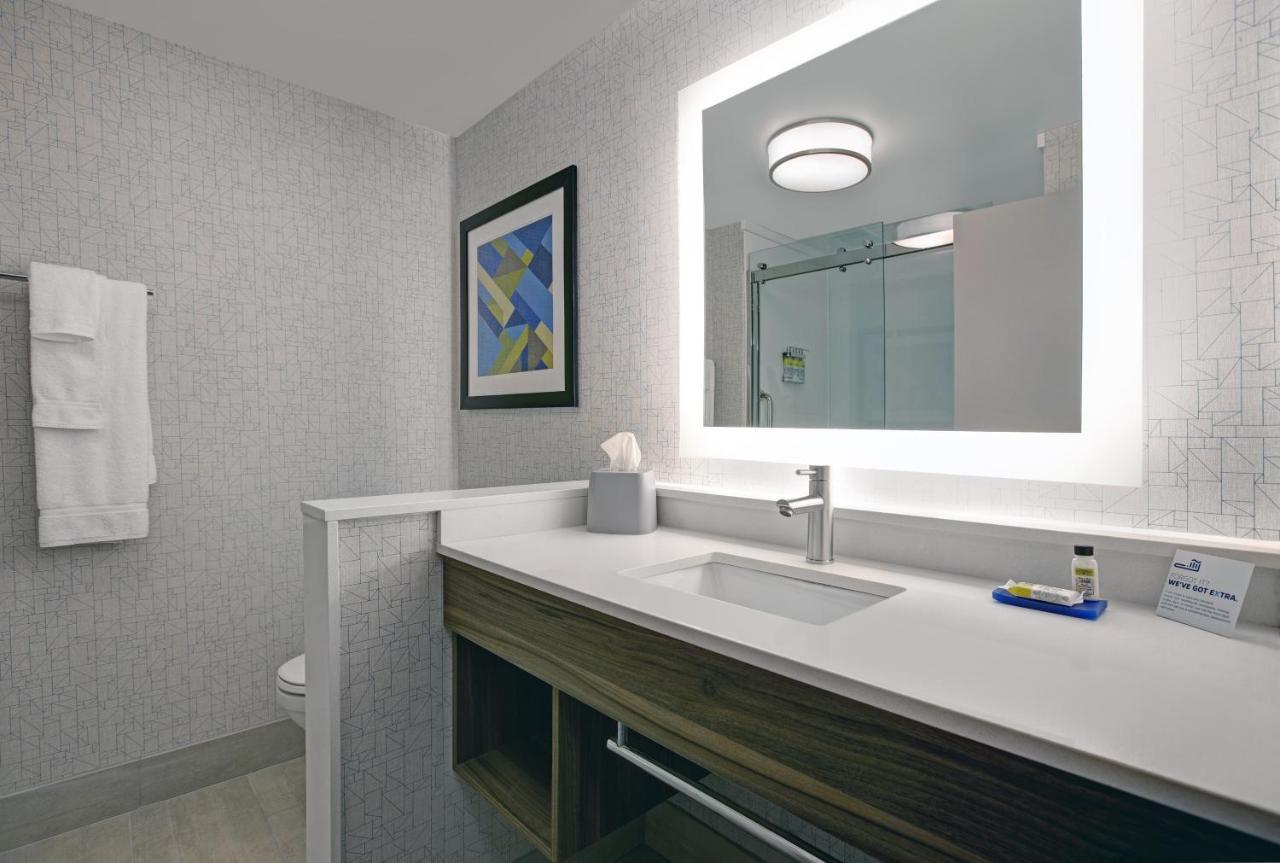 Holiday Inn Express - Milwaukee Downtown By Ihg Extérieur photo
