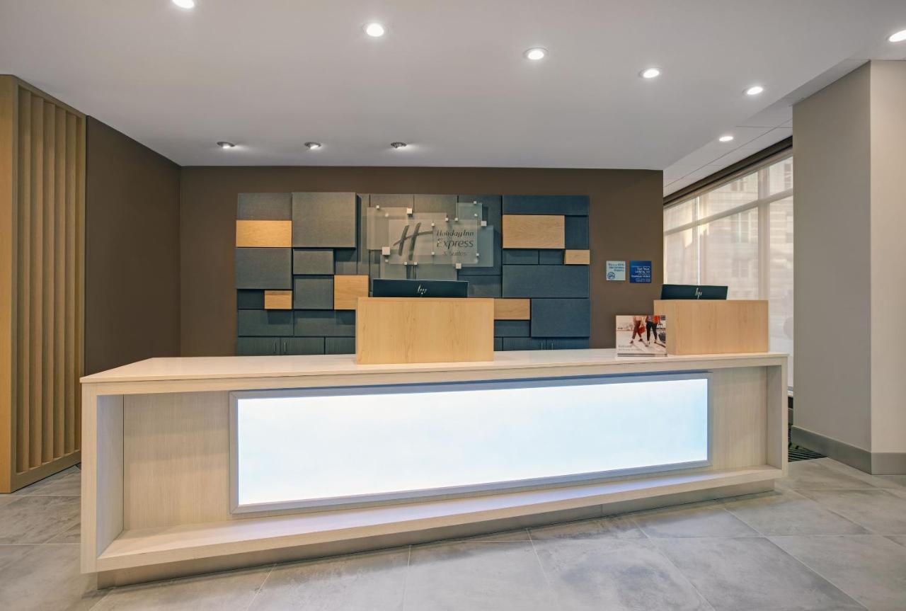 Holiday Inn Express - Milwaukee Downtown By Ihg Extérieur photo