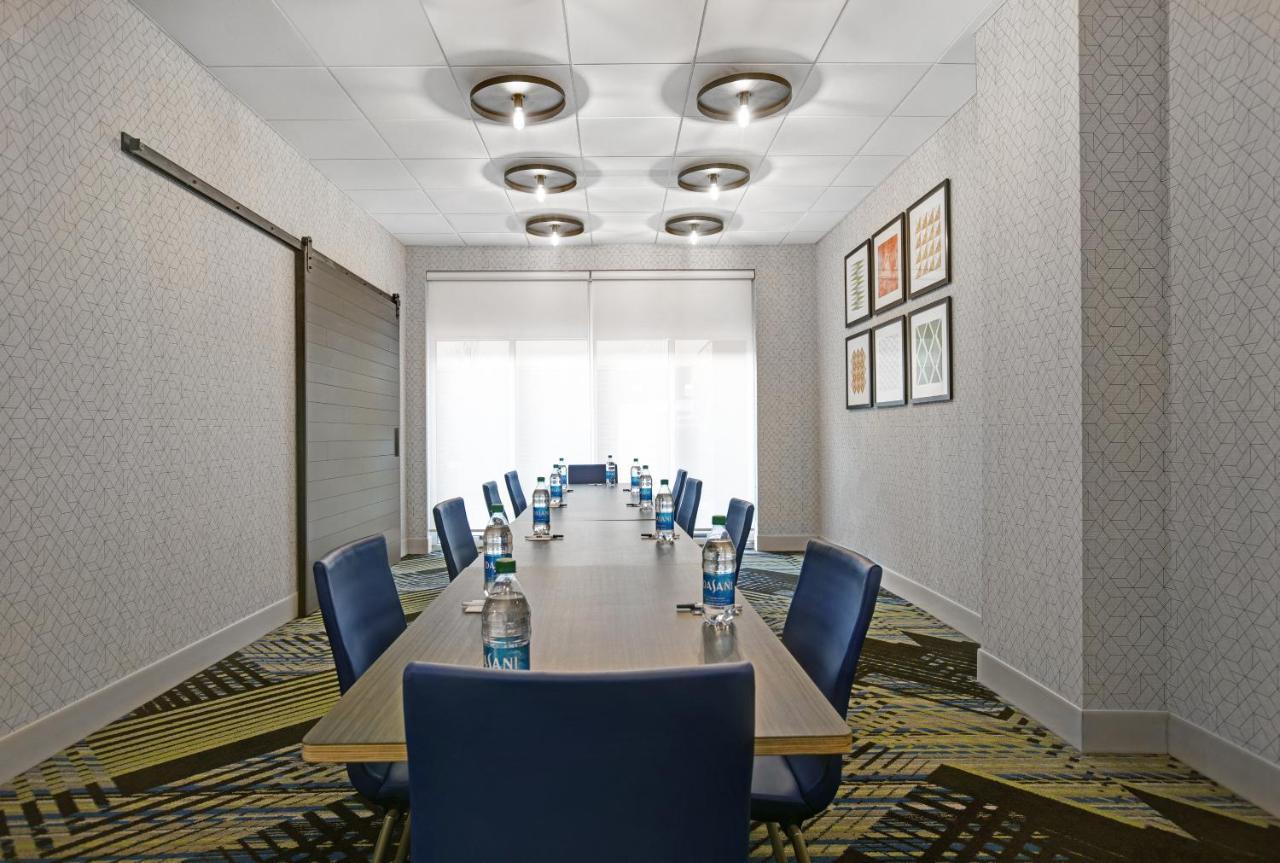 Holiday Inn Express - Milwaukee Downtown By Ihg Extérieur photo