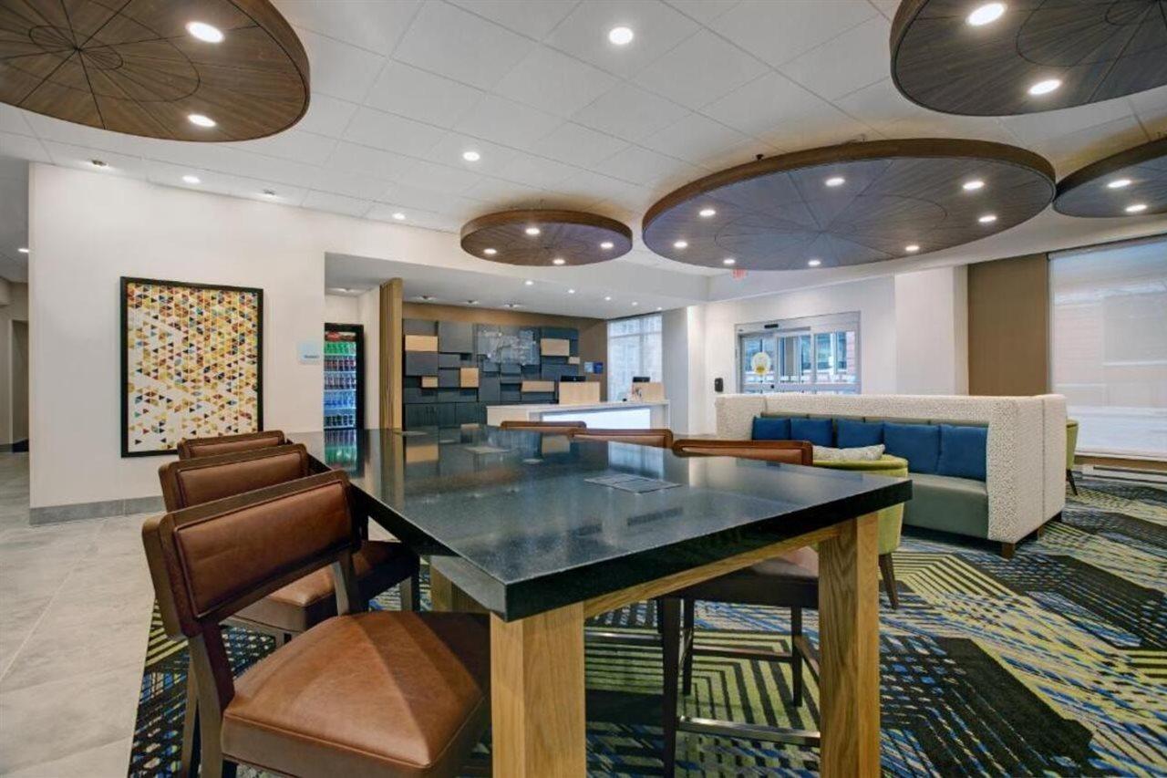 Holiday Inn Express - Milwaukee Downtown By Ihg Extérieur photo
